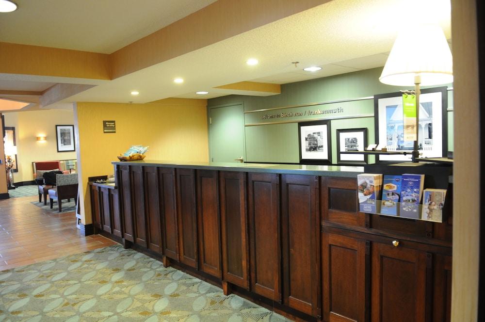 Hampton Inn Birch Run Ngoại thất bức ảnh