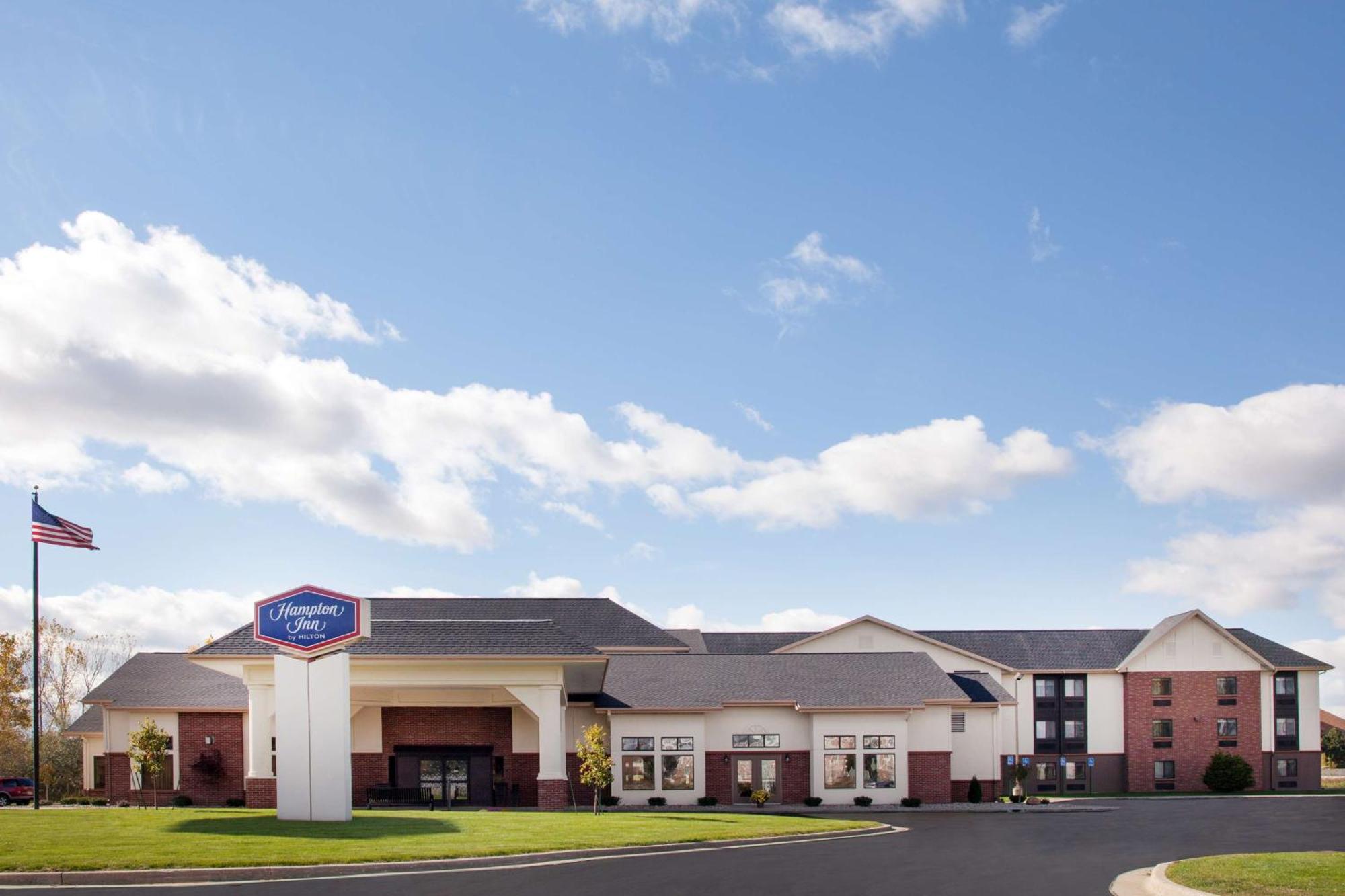 Hampton Inn Birch Run Ngoại thất bức ảnh