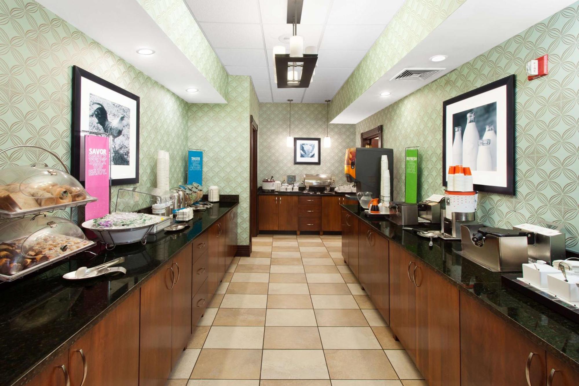 Hampton Inn Birch Run Ngoại thất bức ảnh