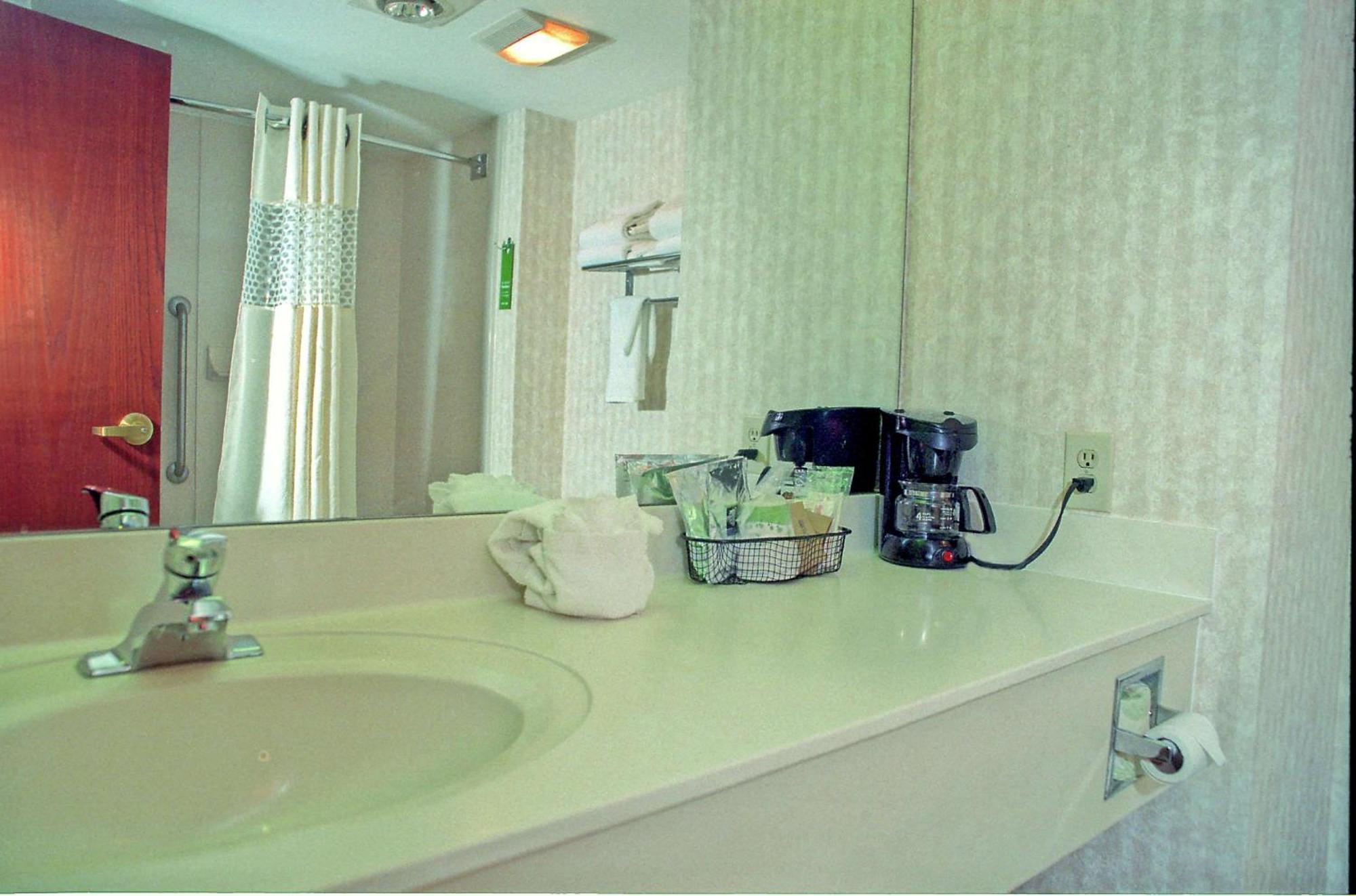 Hampton Inn Birch Run Ngoại thất bức ảnh