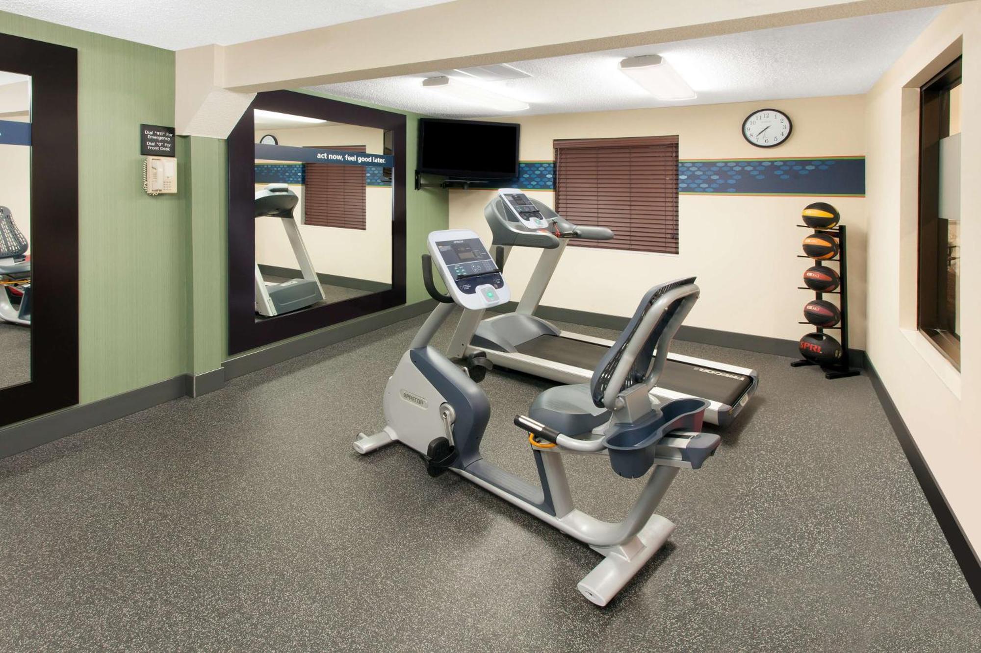 Hampton Inn Birch Run Ngoại thất bức ảnh