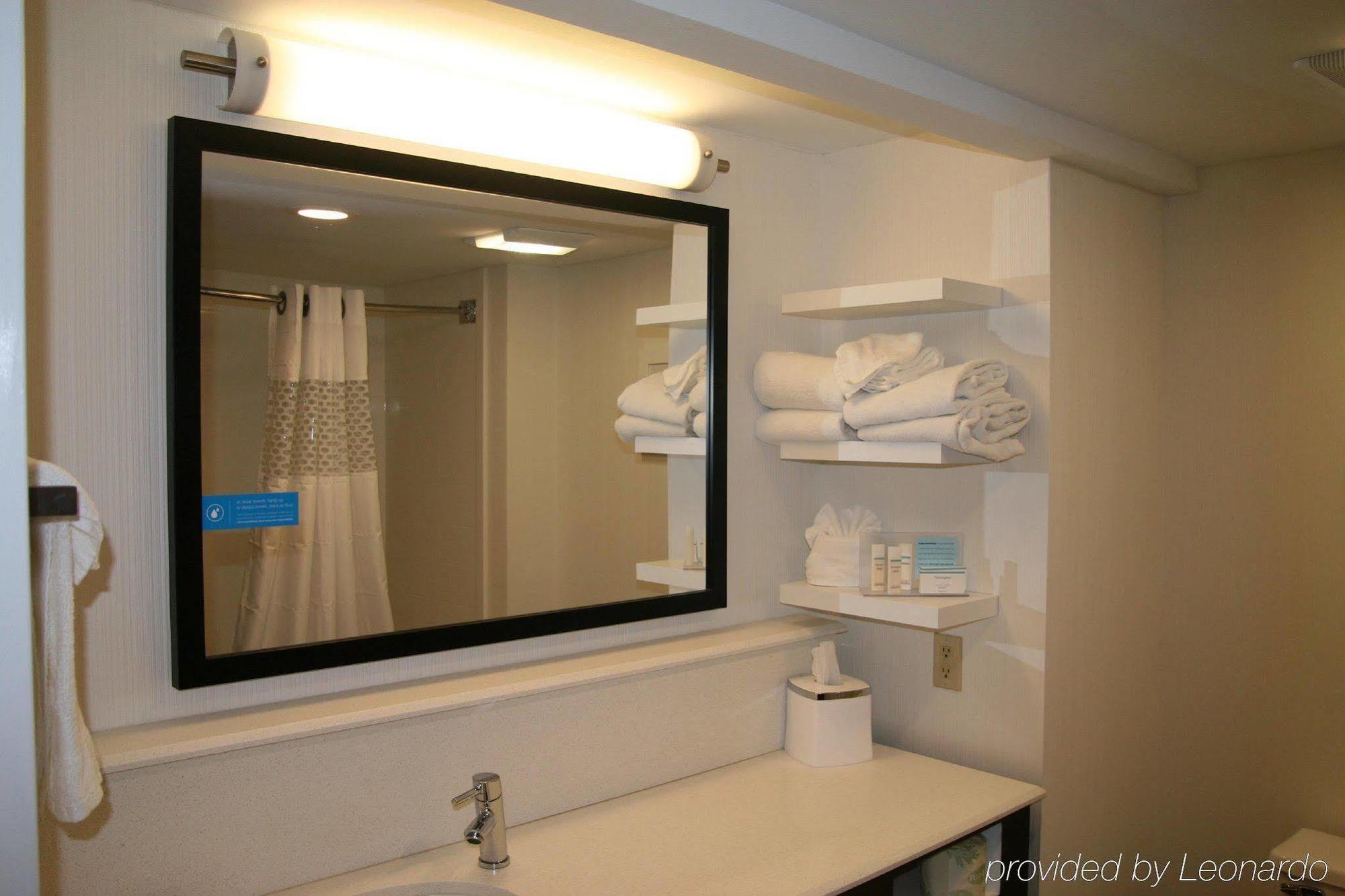 Hampton Inn Birch Run Ngoại thất bức ảnh